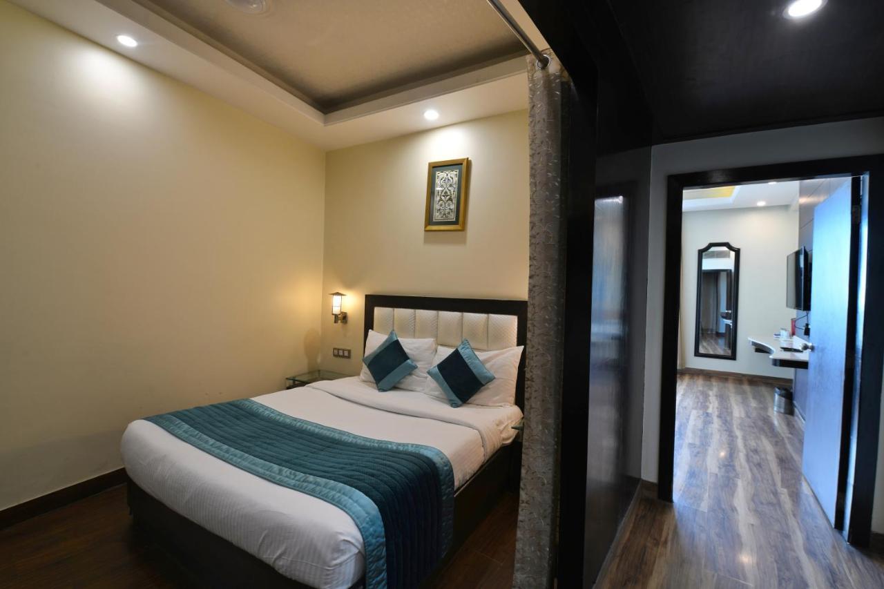 The Cedar Grand Hotel And Spa Shimla Room photo